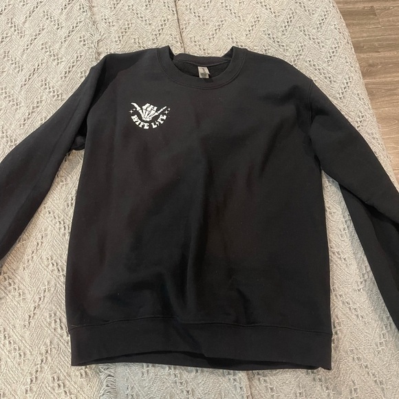 Pullover - Picture 2 of 3